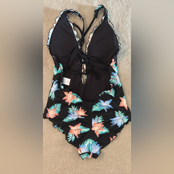 Coco Rave one piece swimsuit size large - Picture 2 of 2